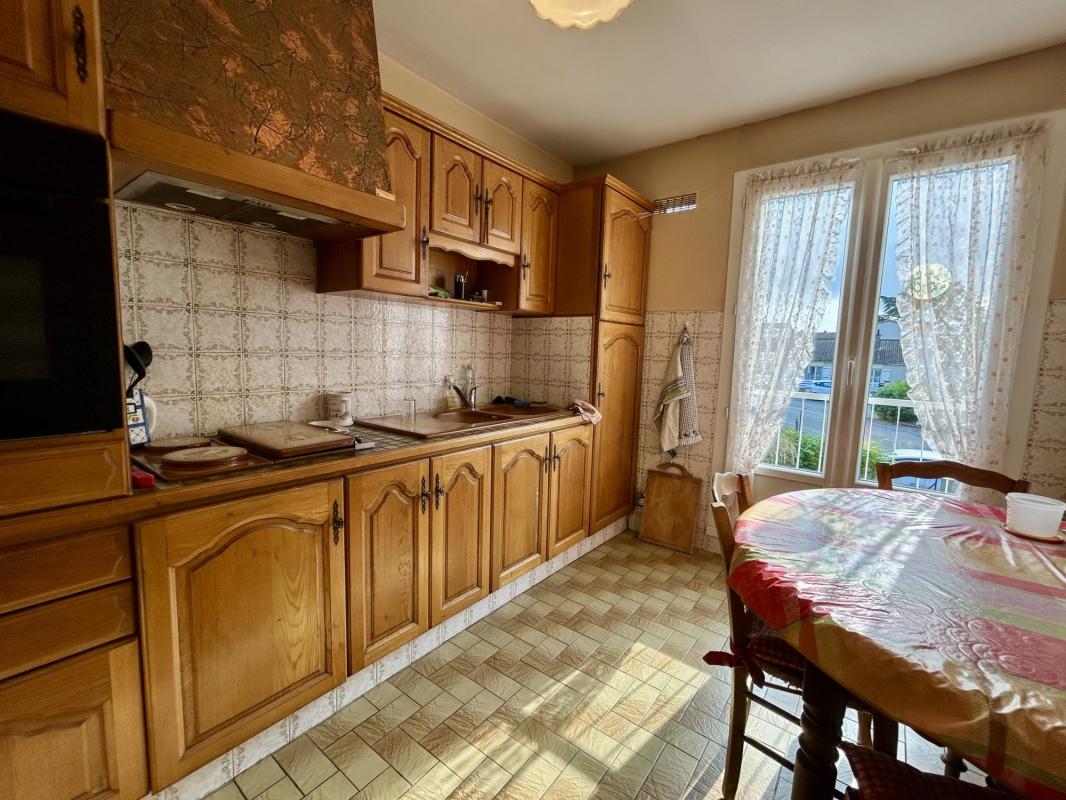 MAISON DE VILLE - PROCHE COMMODITÉS - Photo 2