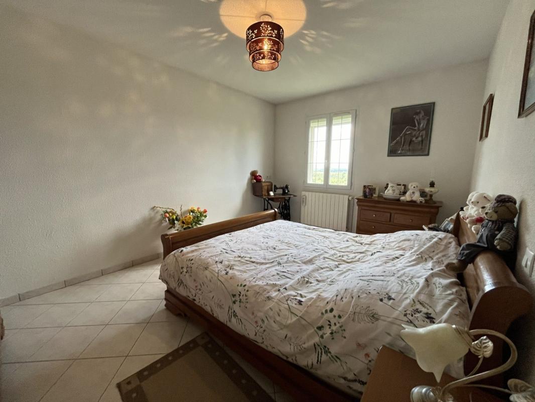 Villa - 147 m² - 6 pièces - Photo 5