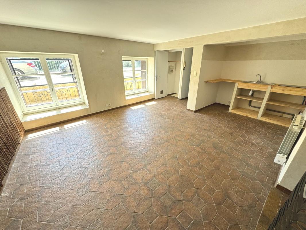 Appartement à louer, 1 pièces, 35 m², Romans Sur Isere