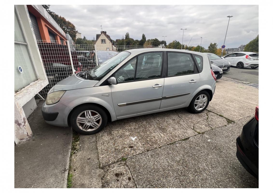 Renault Scénic JMRG06