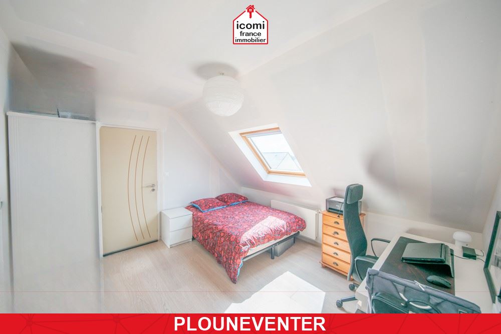 FINISTERE - Plounéventer (29400) - A VENDRE - MAISON 120M² - 5 CHAMBRES POSSIBLE - 2011 - PIECE DE VIE 44M² - CALME - PARKING - GRANDES CHAMBRES