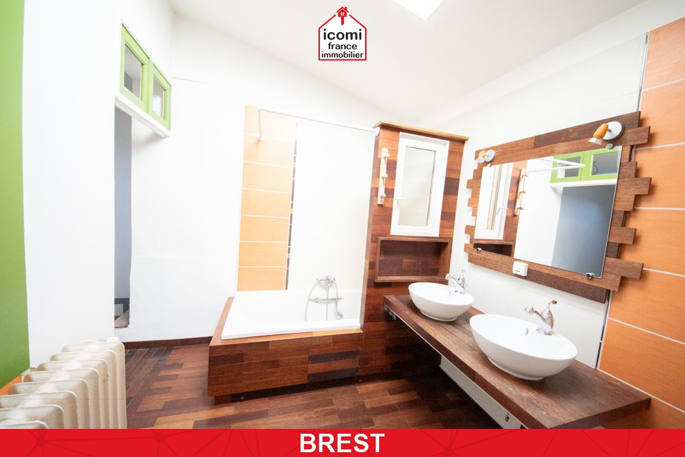FINISTERE - Brest (29200) - A VENDRE - CHARMANTE MAISON - T4 - A PROXIMITE IMMEDIATE DU CENTRE VILLE DE BREST - SECTEUR CALME ET RECHERCHE