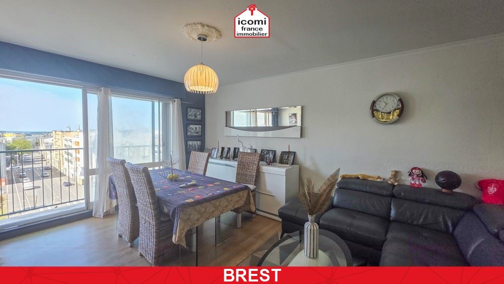 FINISTERE - Brest (29200) - A VENDRE - APPARTEMENT T2 AVEC TERRASSE ET VUE MER DEGAGEE SUD OUEST - ASCENSEUR - PARKING - DALLE BETON - LOUE