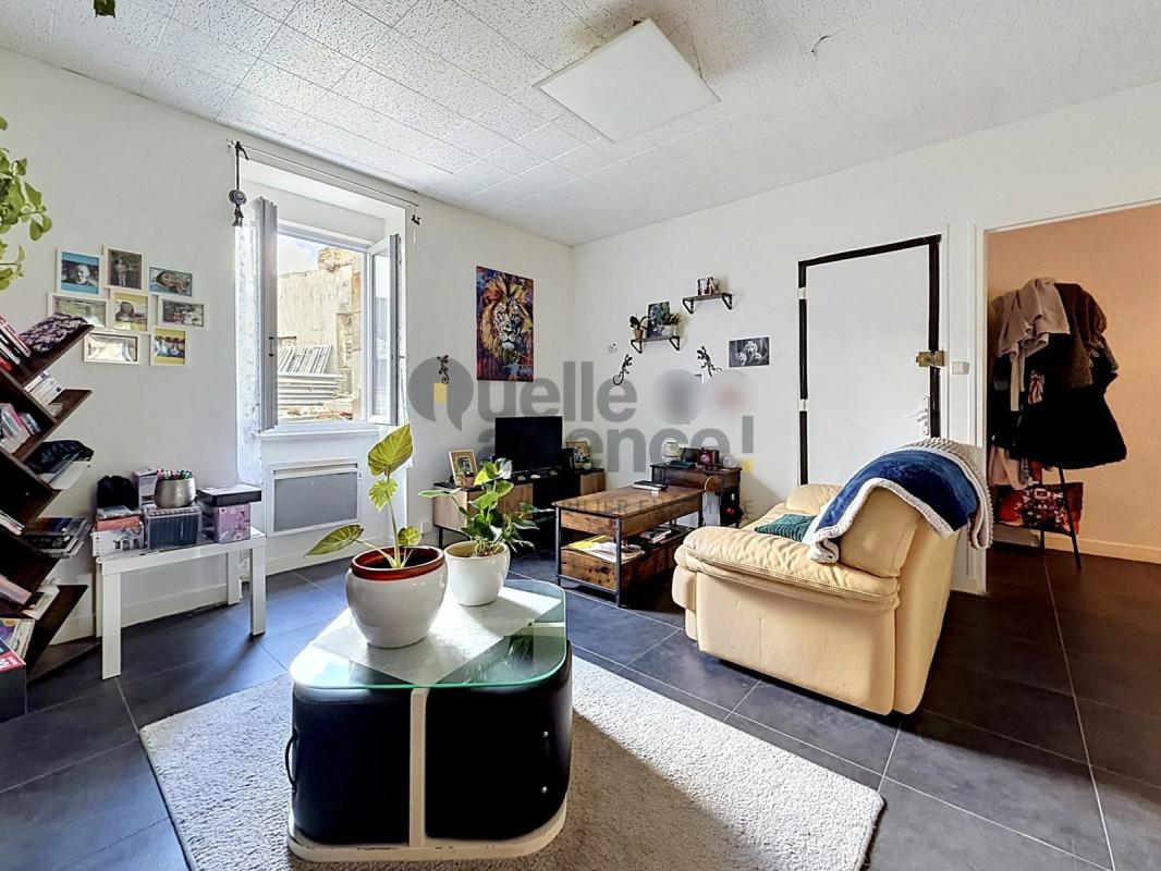 Maison 9 pièces de 112 m2 à Sizun