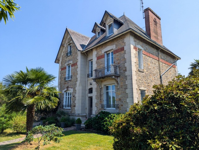 Maison 268m² — Ploërmel