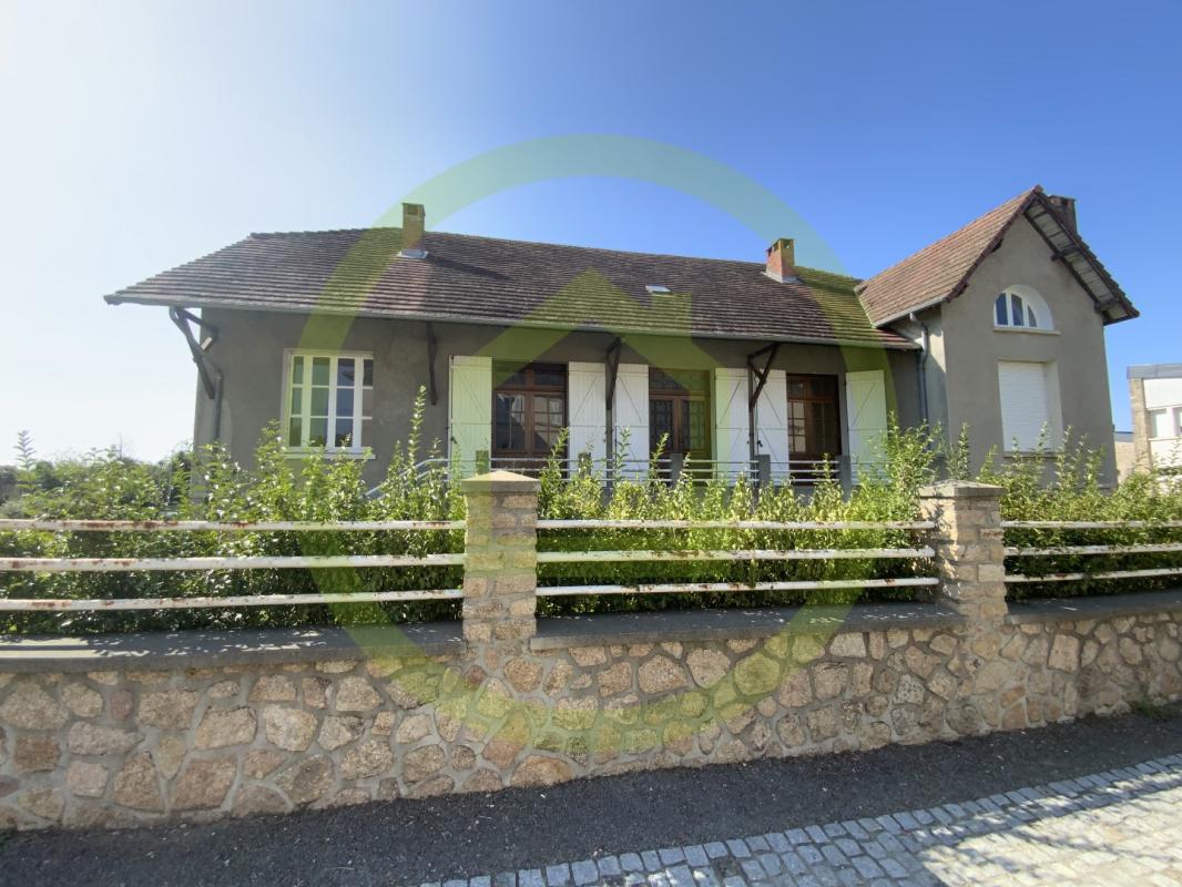 Maison à vendre, 11 pièces, 274 m², Bonnat