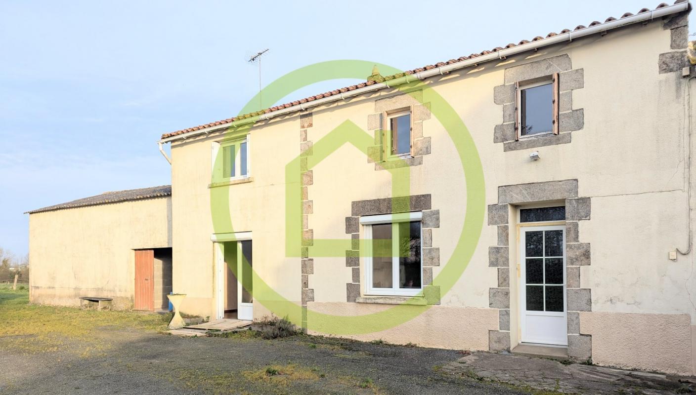 Maison et dépendances - Photo 4