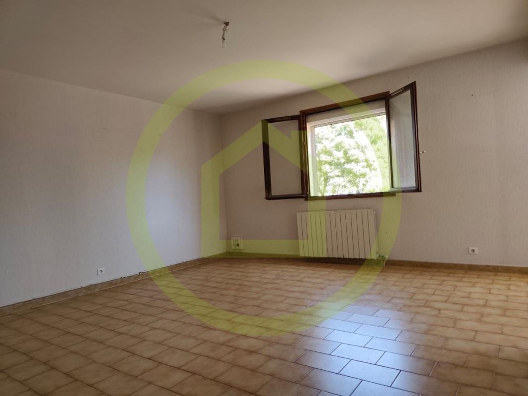Appartement à vendre, 3 pièces, 81 m², Mezzavia