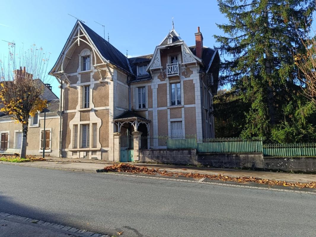 Maison à vendre, 8 pièces, 200 m², Argenton Sur Creuse