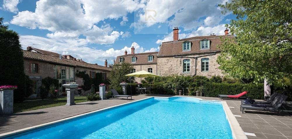 Maison à vendre, 24 pièces, 933 m², Ambert