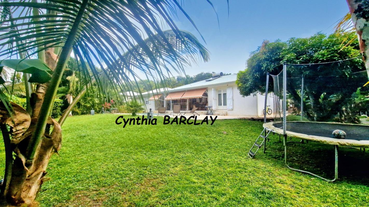 Villa - Photo 3