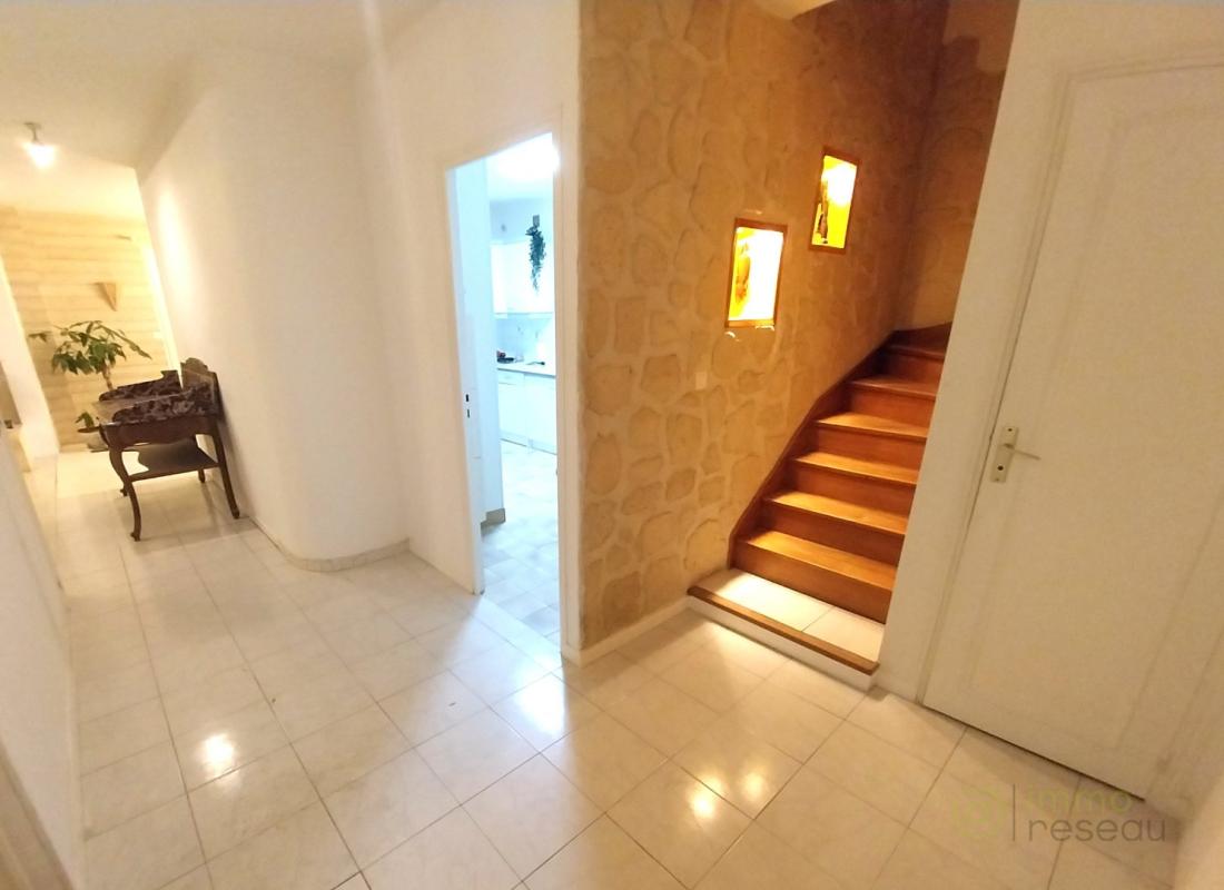 Maison - Photo 2