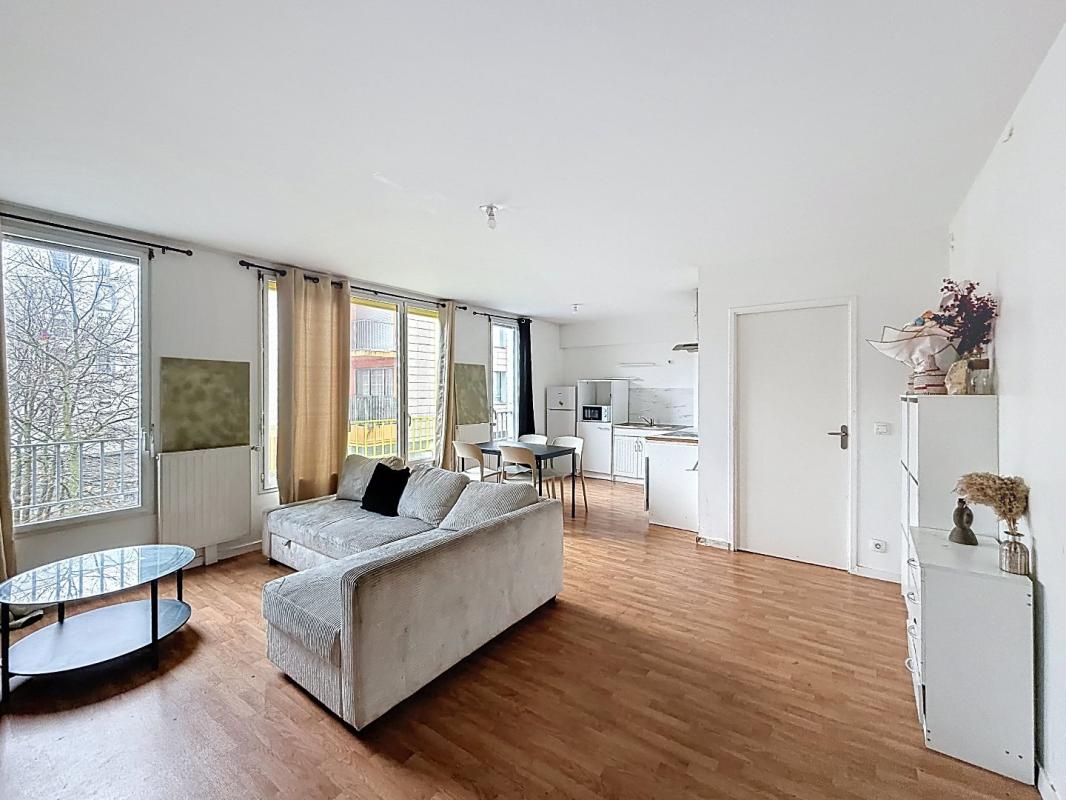 Appartement à vendre, 3 pièces, 65 m², Evry