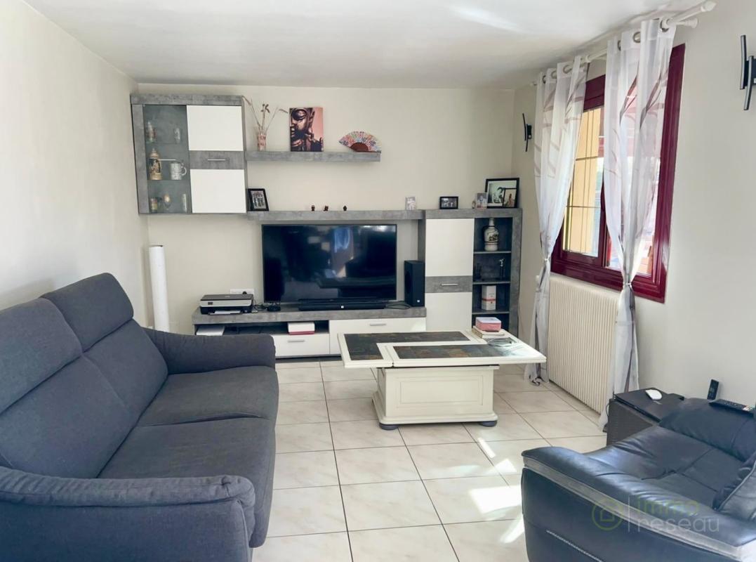 Maison à vendre, 6 pièces, 133 m², Etreville