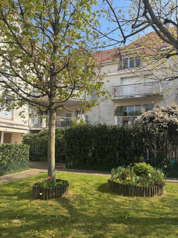Appartement à vendre, 3 pièces, 61 m², Pontault Combault