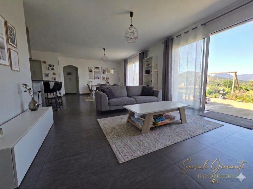 Maison - Photo 2