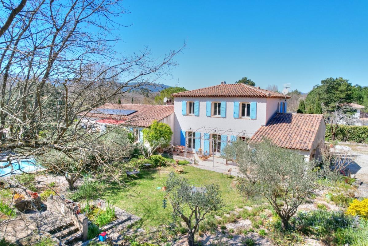 Maison à vendre, 10 pièces, 261 m², Neoules