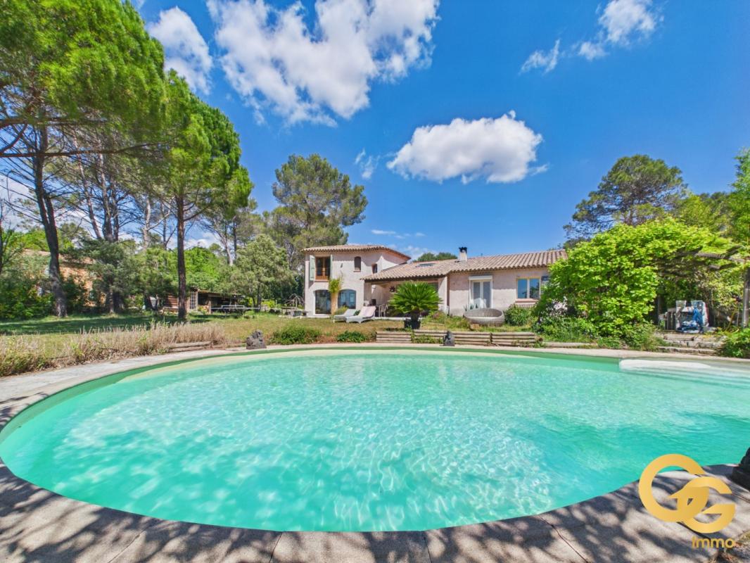 Maison à vendre, 8 pièces, 194 m², Fayence