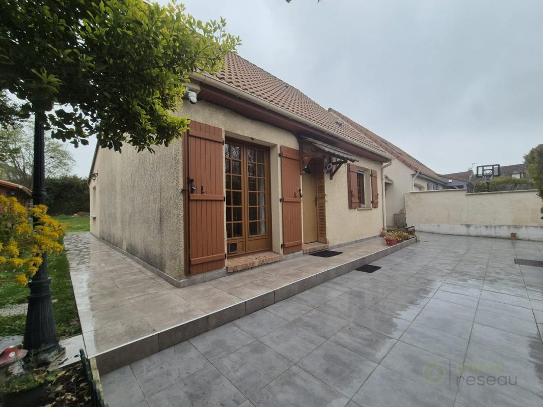 Maison à vendre, 5 pièces, 100 m², Persan