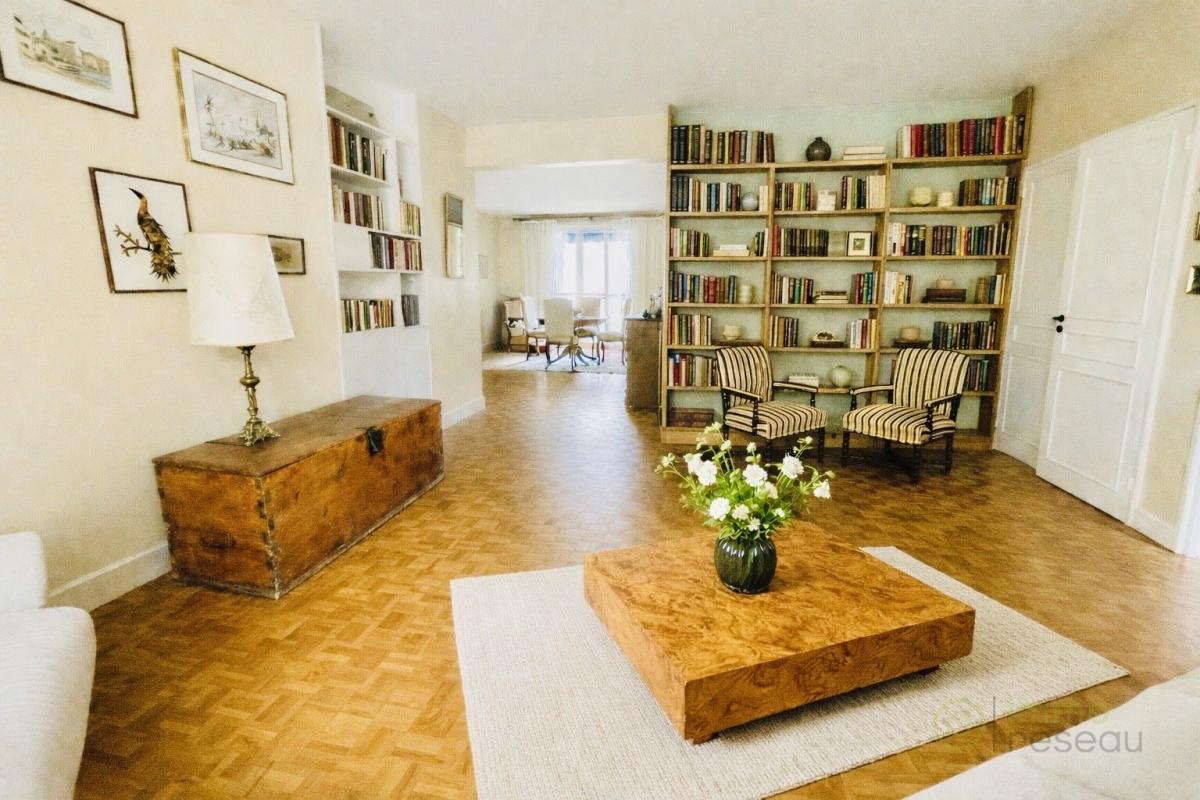 Appartement à vendre, 5 pièces, 125 m², Bougival