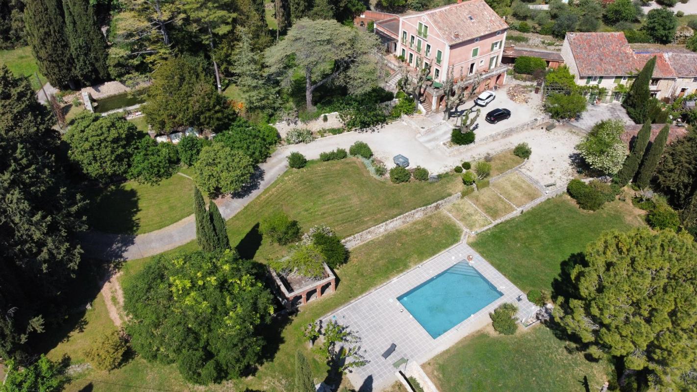 Demeure - Photo 3