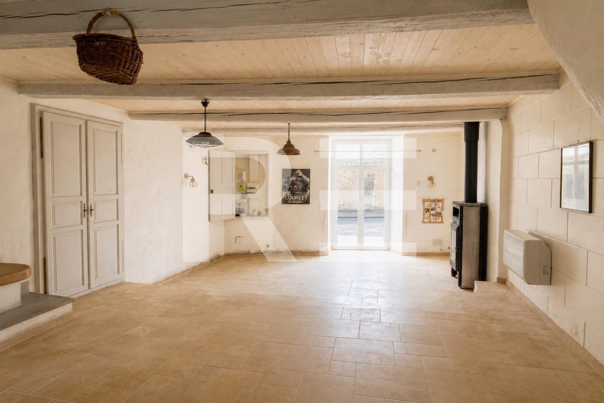 Maison de Village avec extérieur proche Pont Du Gard