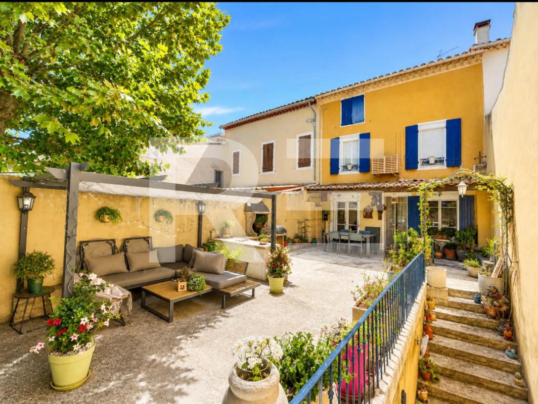 Maison de village – 180 m² – Terrasse exceptionnelle –Bédoin