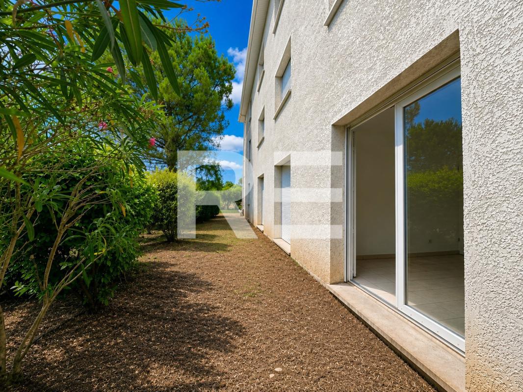 STUDIO (LIBRE) AVEC PARKING – IDÉAL INVESTISSEMENT RODILHAN