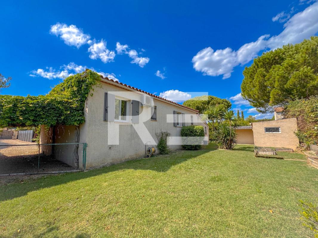 BELLEGARDE – VILLA PLAIN-PIED, PISCINE & JARDIN 1 000 M²