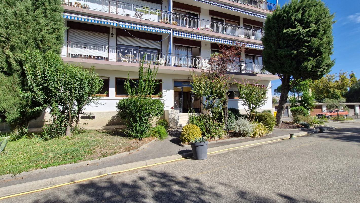 Appartement À Vendre Avignon Extra-Muros, 3 pièces, 61 m², Parking et cave