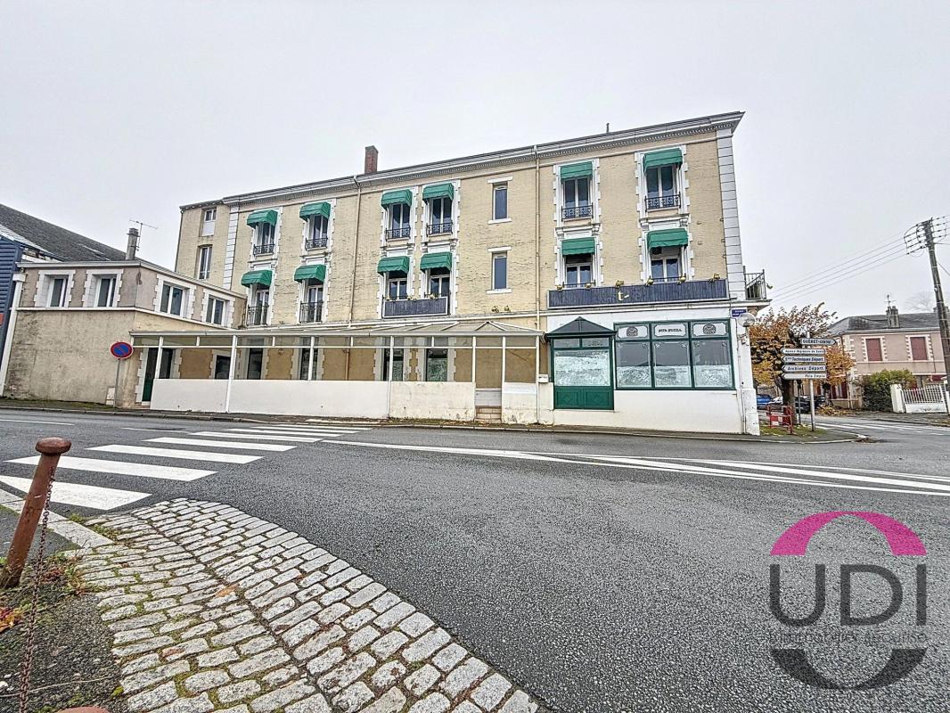 Ancien Hôtel-Restaurant à fort potentiel – Emplacement privilégié proche de la gare