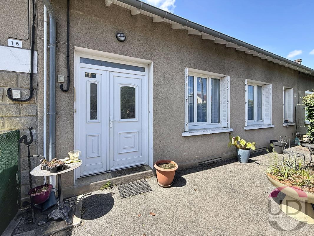 Maison et garages locatifs sur Gueret