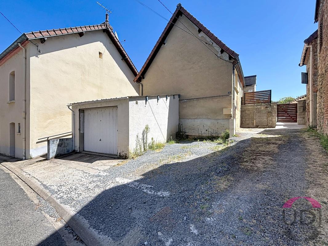 Désertines – Maison rénovée avec jardin, garage et revenus photovoltaïques