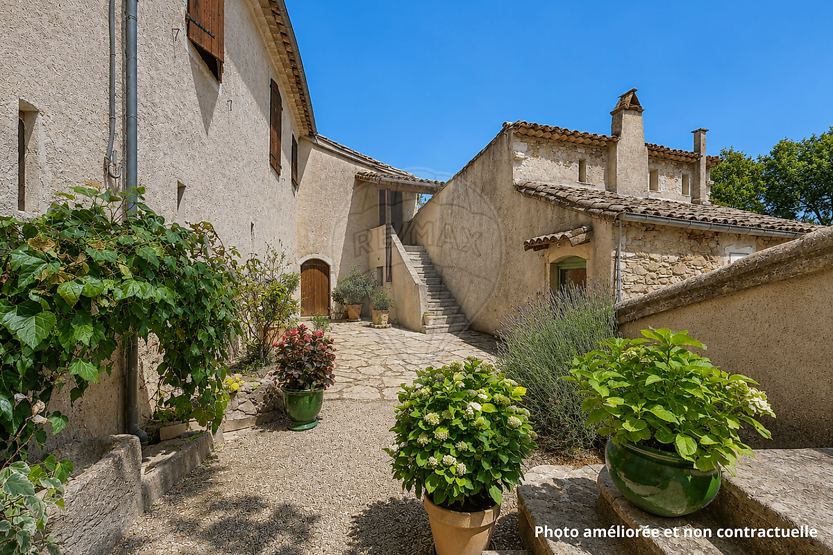 Maison 7 chambre(s) à vendre