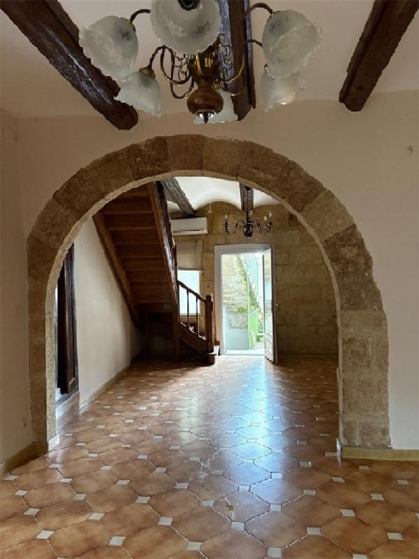 Souvignargues,proche Nimes, Maison de village et grand jardin