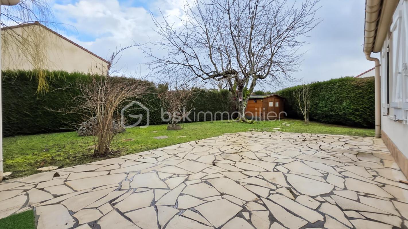 Maison individuelle PLAIN-PIED 130 m2 - 4 chambres - terrain 561 m2