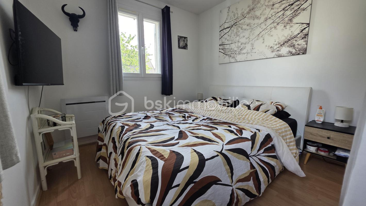 Appartement F3 - 2 chambres - balcon et 2 parkings privatifs