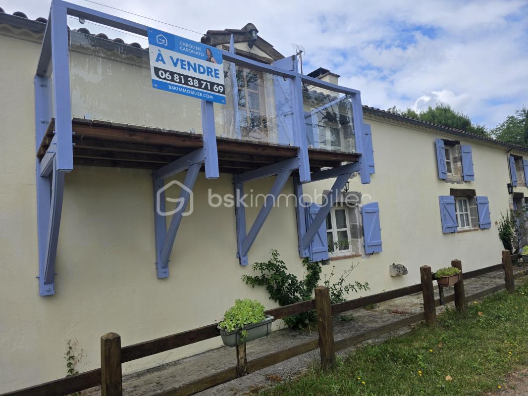 MAISON EN PIERRE A BARBASTE- 170 m²- 4 CHAMBRES-PISCINE- JARDIN 6040 m2