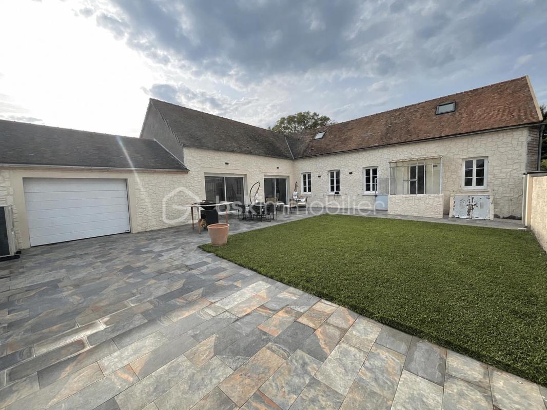 Maison de campagne entièrement rénovée – Charme & prestations modernes