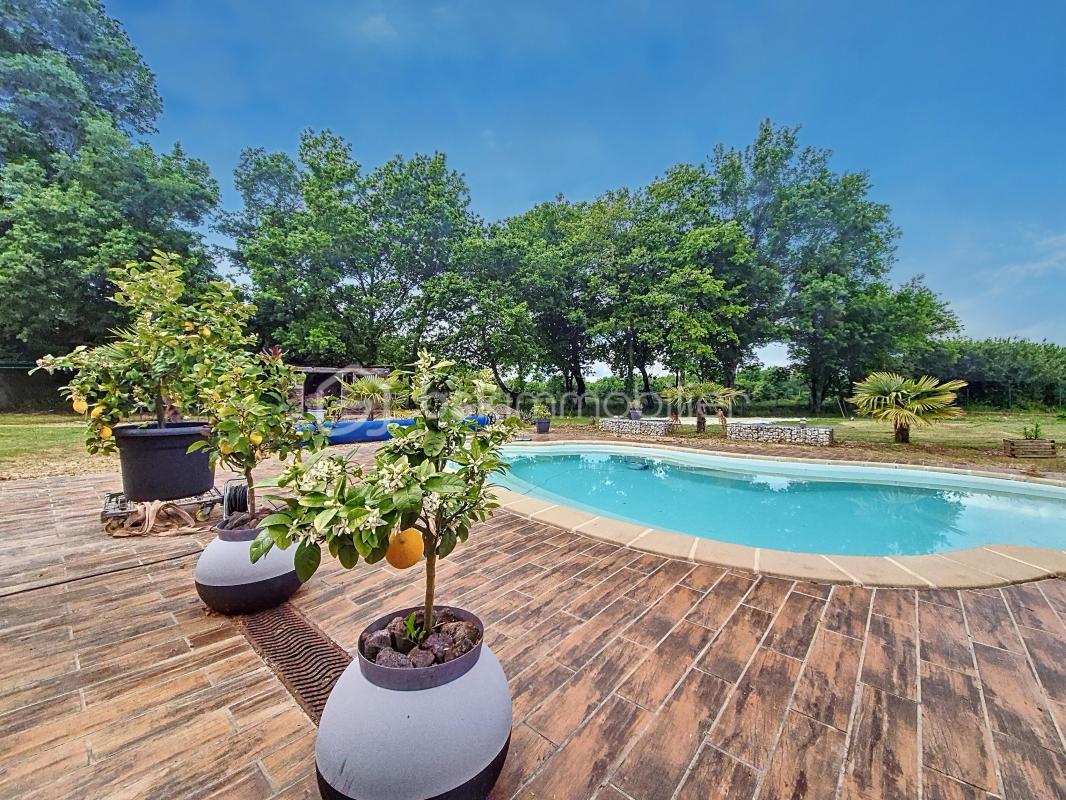 Villa contemporaine 216 m² avec piscine, suite parentale et espace professionnel – Bardigues