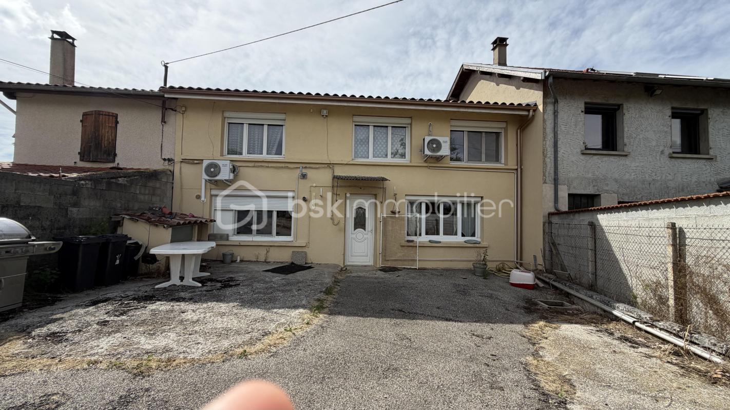 MONTRIGAUD / VALHERBASSE - Maison mitoyenne à rénover 128 m²