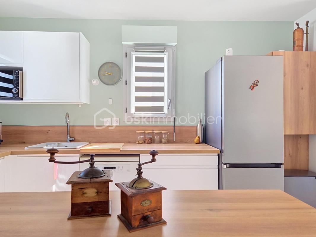 Maison 2025 avec 3 chambres, garage et jardin piscinable