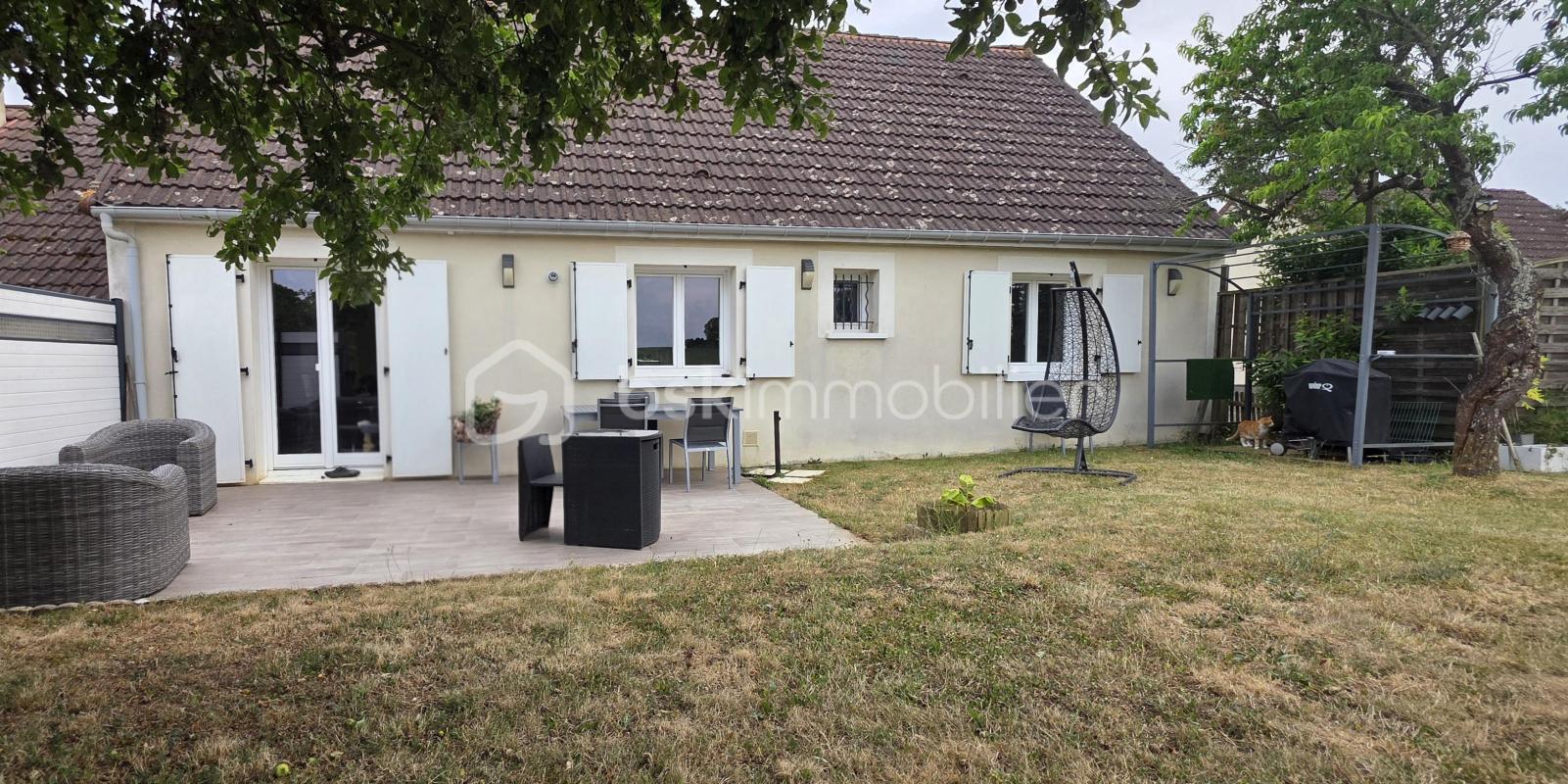 Pavillon familial de 123 m² sur sous-sol complet à Soucy – 5 chambres, jardin et terrasse sans vis-à-vis