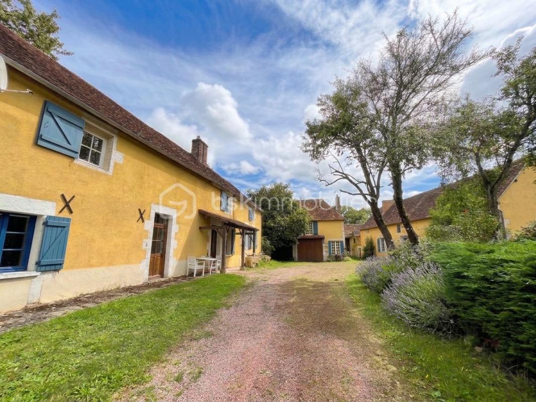 Ensemble immobilier de caractère & havre de paix au cœur de la Puisaye