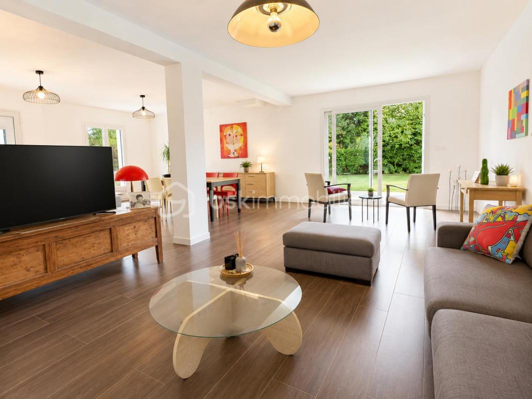 Coup de cœur ! Maison individuelle de 144 m² avec 4 chambres, sous-sol complet et terrain