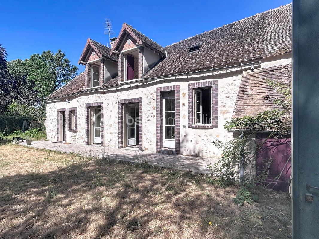 Maison 5 pièces de 125m2 à CHAMPIGNY SUR YONNE (89340)