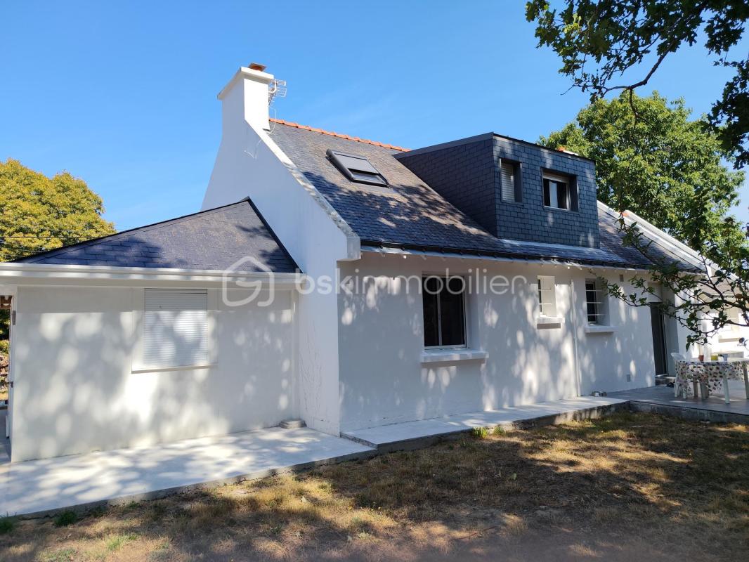 Maison spacieuse au cœur de Le Tour-du-Parc : Charme et Tranquillité
