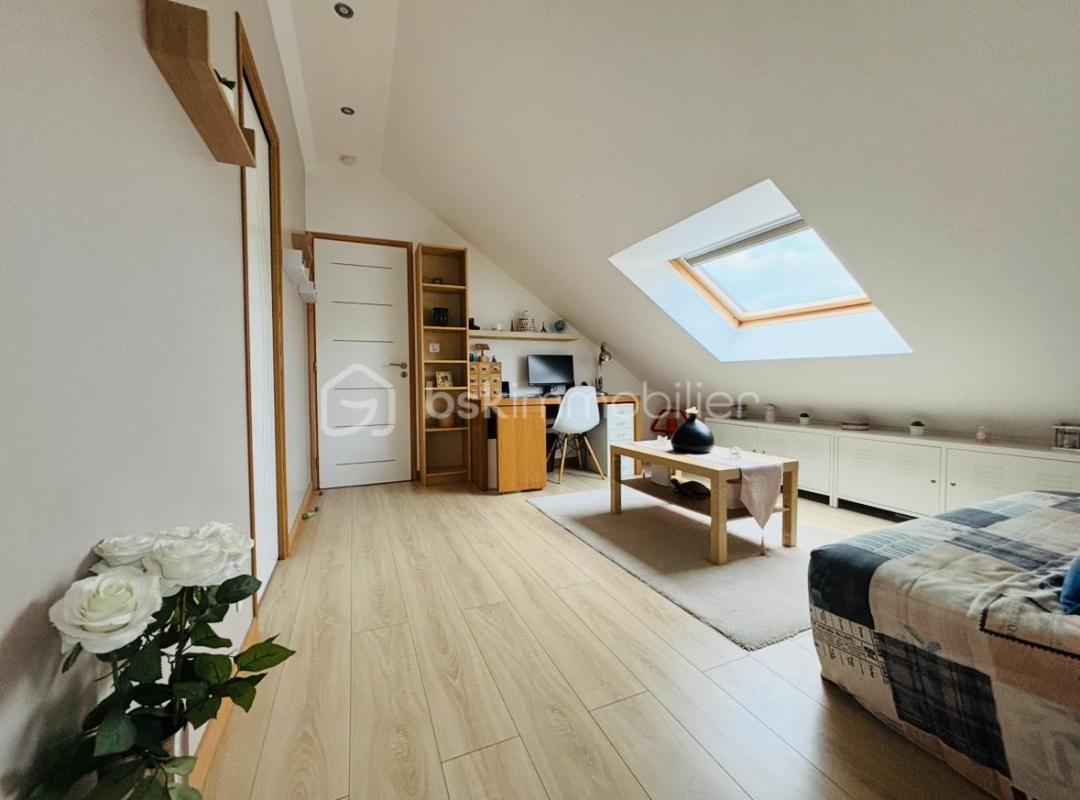 COUP DE CŒUR IMMOBILIER | GRAND T4 Neuf issu d’une réhabilitation AVEC PISCINE AU VIVIERS-DU-LAC (185m² au sol)