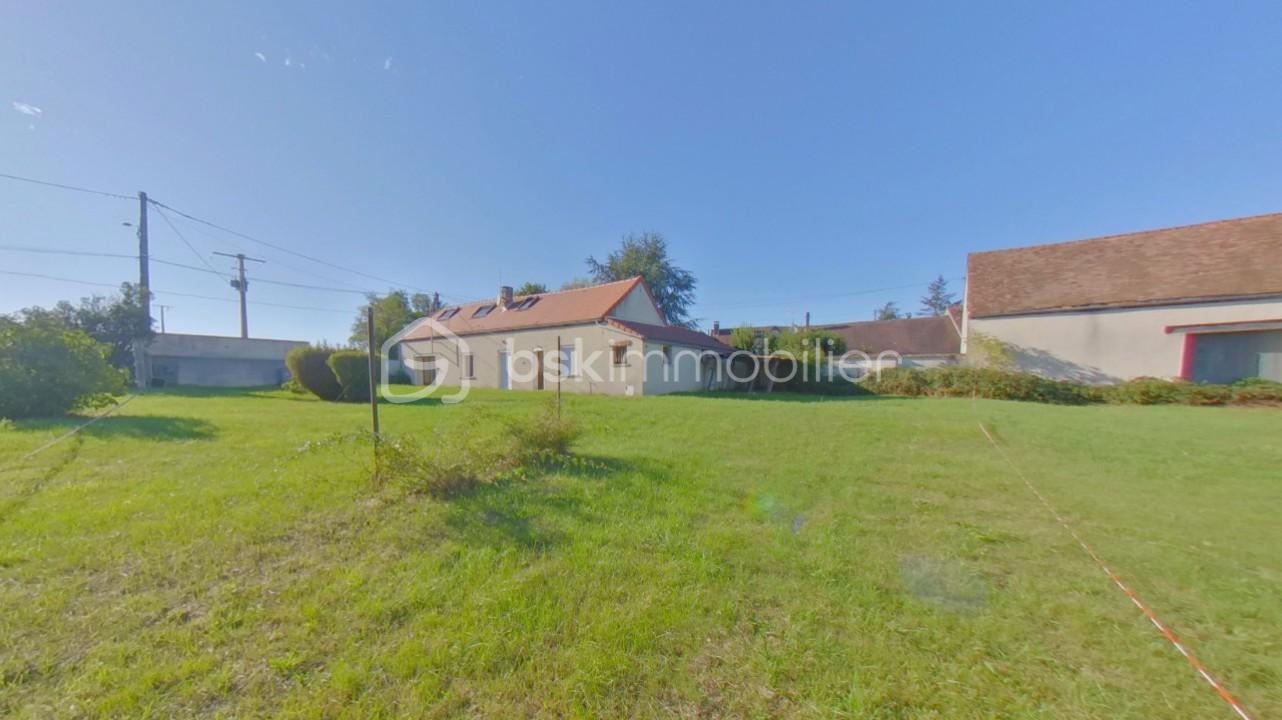 Longère de 92 m² sur 4065 m² de terrain