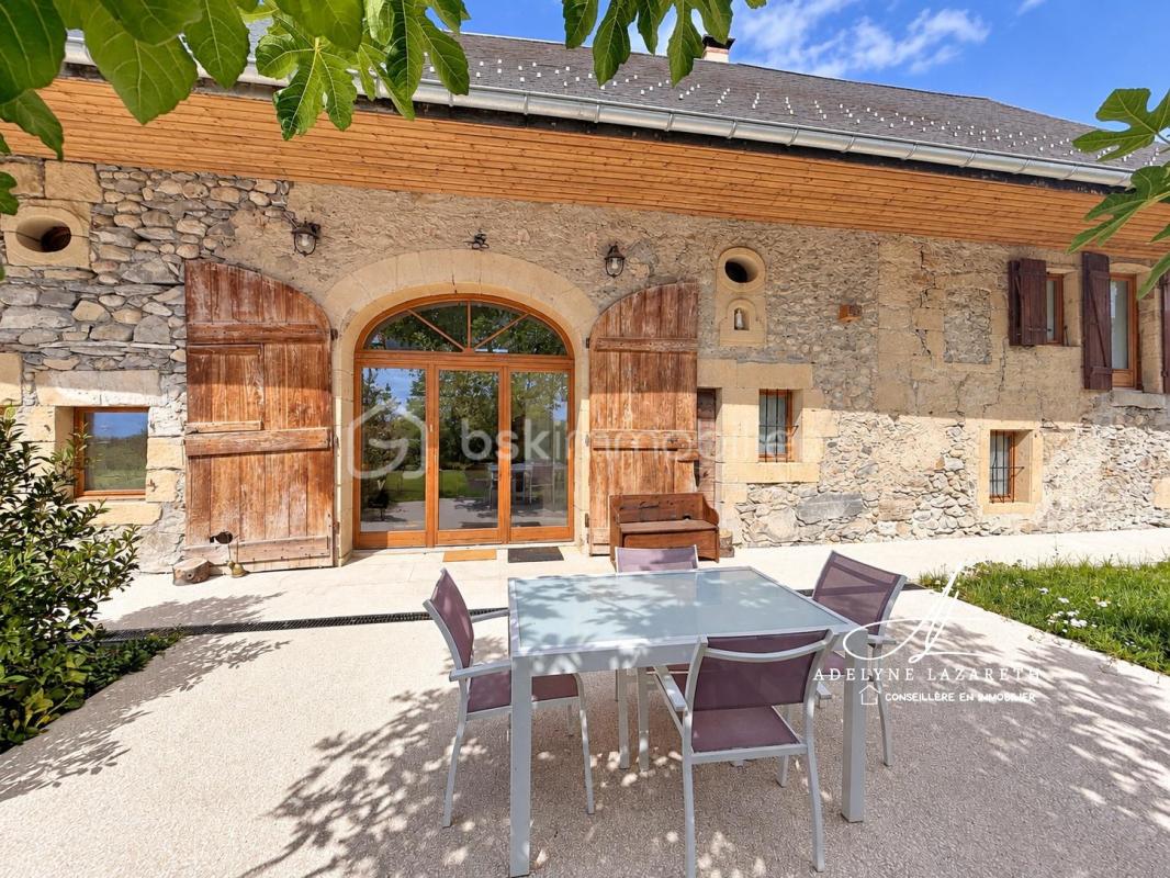 Marcellaz-Albanais – Corps de ferme rénové – 212 m² habitables – Terrain de 1 656 m²